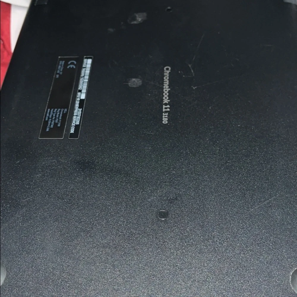 Dell Chromebook laptop (with charger) black